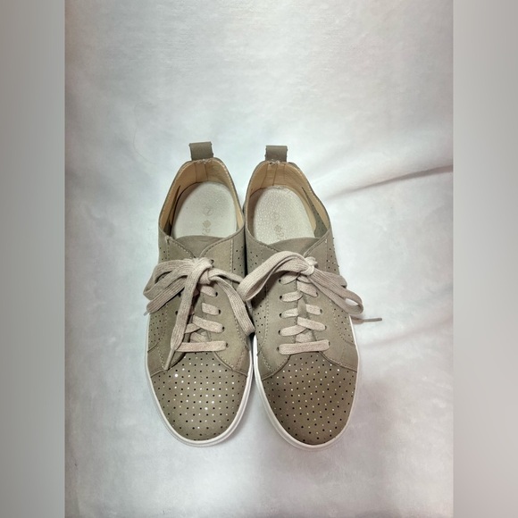 Patrizia Tan Suede Sneakers Women’s Size 7 Lace Up Shimmer Accents White Sole - Picture 2 of 16